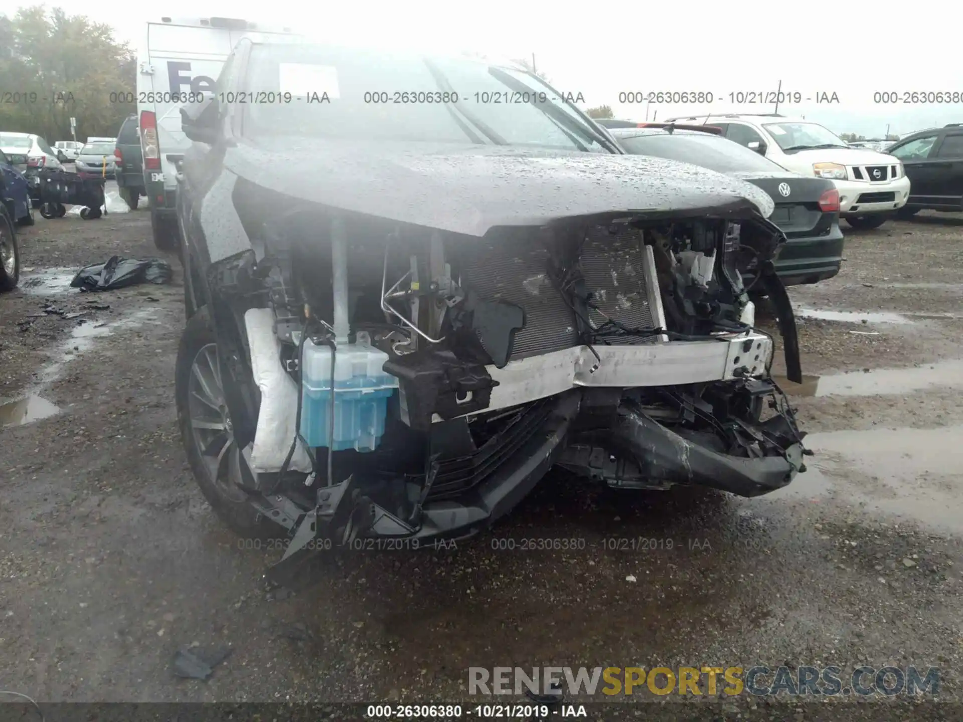 6 Photograph of a damaged car 5TDJZRFH6KS586179 TOYOTA HIGHLANDER 2019