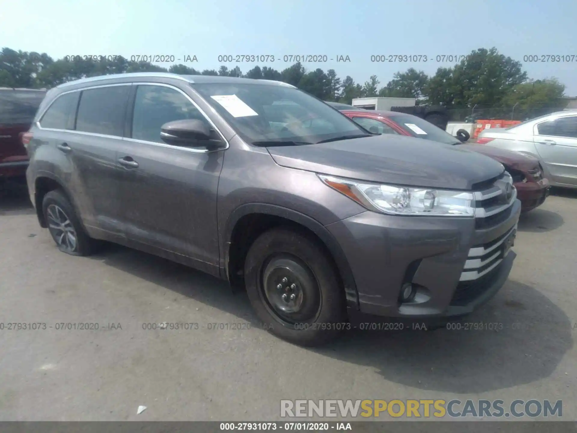 1 Photograph of a damaged car 5TDJZRFH6KS588613 TOYOTA HIGHLANDER 2019