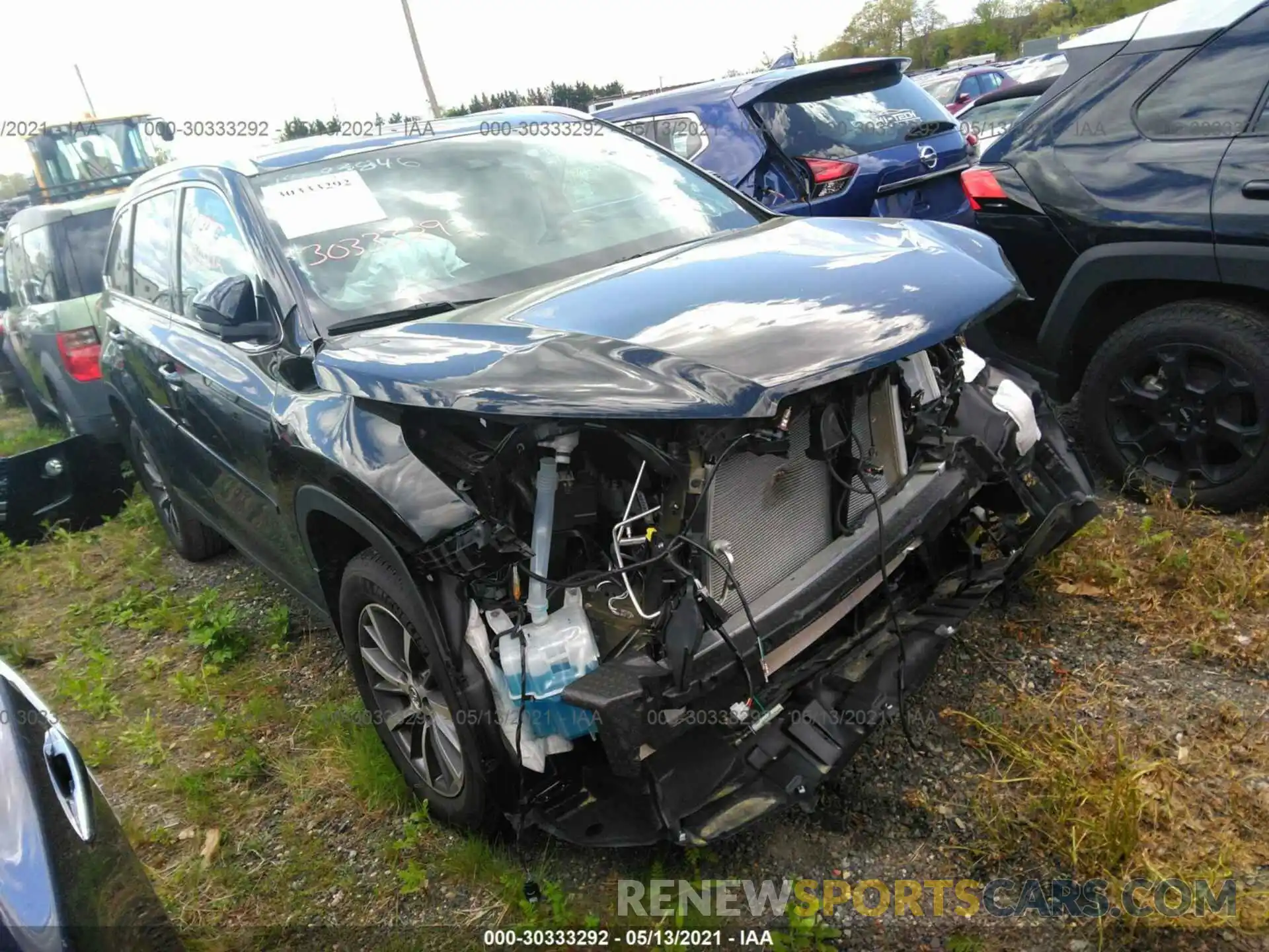 1 Photograph of a damaged car 5TDJZRFH6KS594203 TOYOTA HIGHLANDER 2019