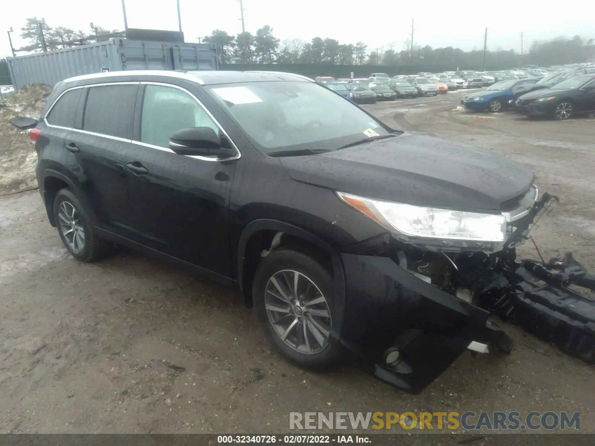 1 Photograph of a damaged car 5TDJZRFH6KS599367 TOYOTA HIGHLANDER 2019