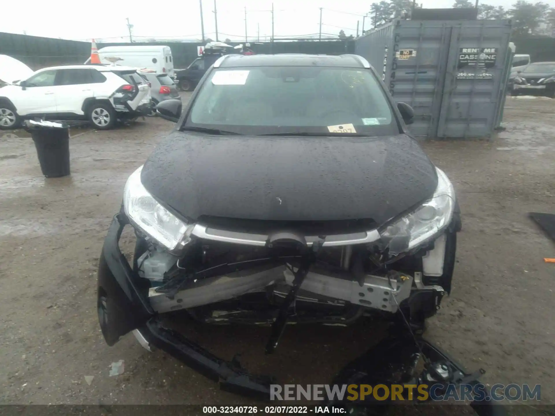 6 Photograph of a damaged car 5TDJZRFH6KS599367 TOYOTA HIGHLANDER 2019