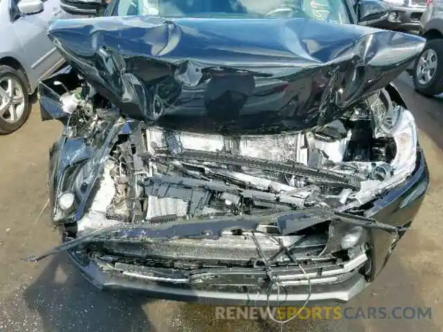 9 Photograph of a damaged car 5TDJZRFH6KS606124 TOYOTA HIGHLANDER 2019