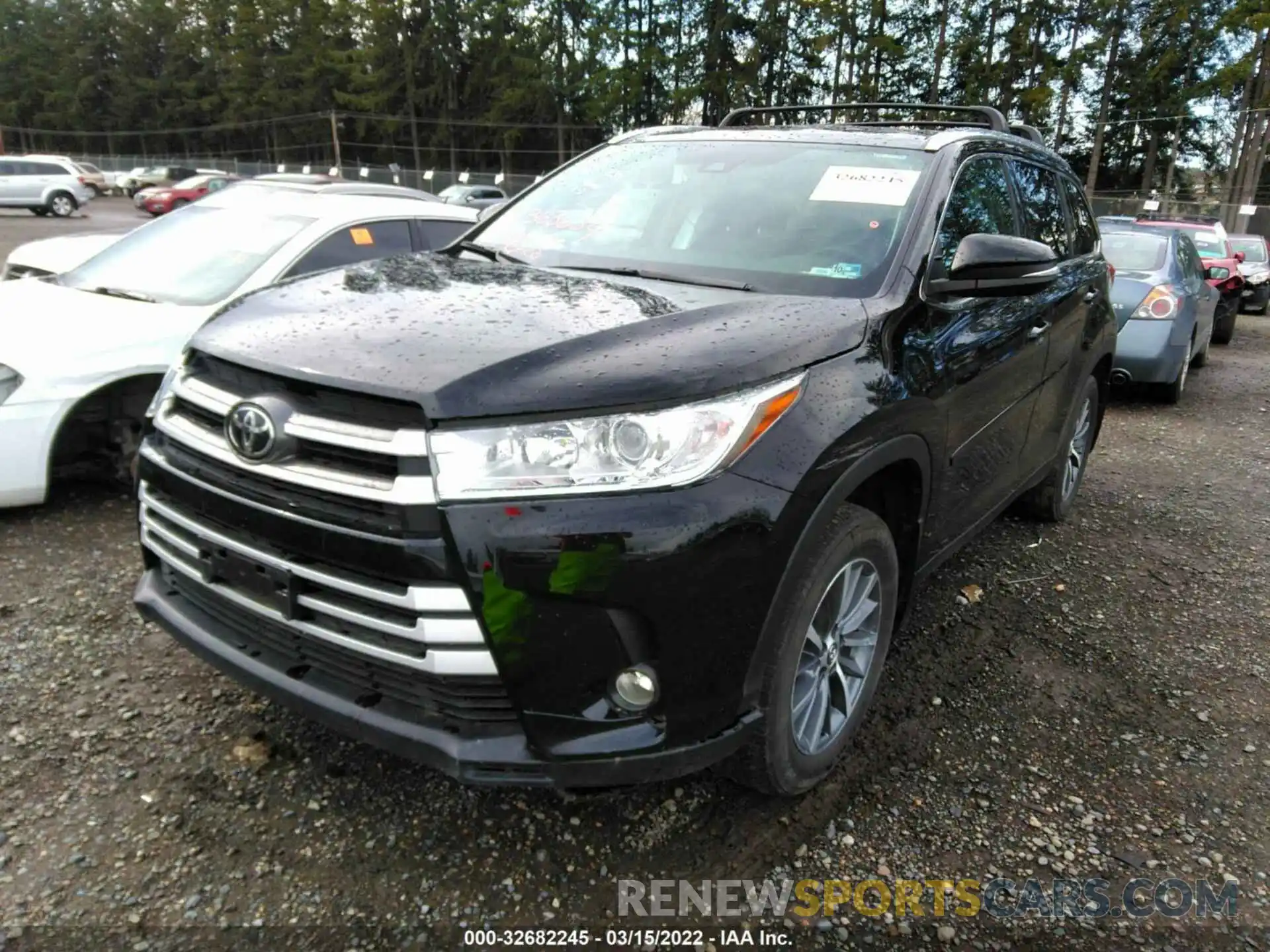 2 Photograph of a damaged car 5TDJZRFH6KS614997 TOYOTA HIGHLANDER 2019