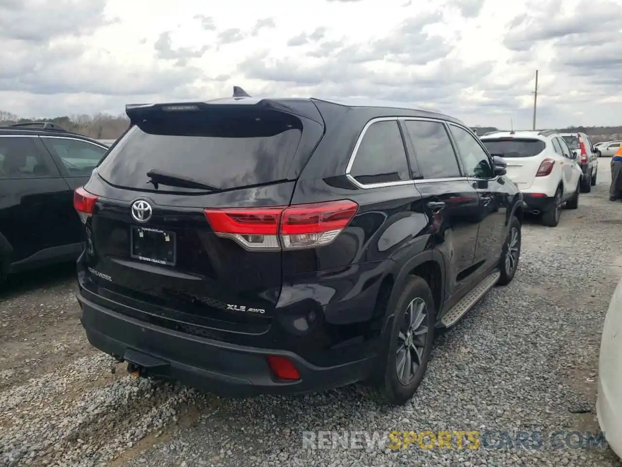 4 Фотография поврежденного автомобиля 5TDJZRFH6KS616099 TOYOTA HIGHLANDER 2019