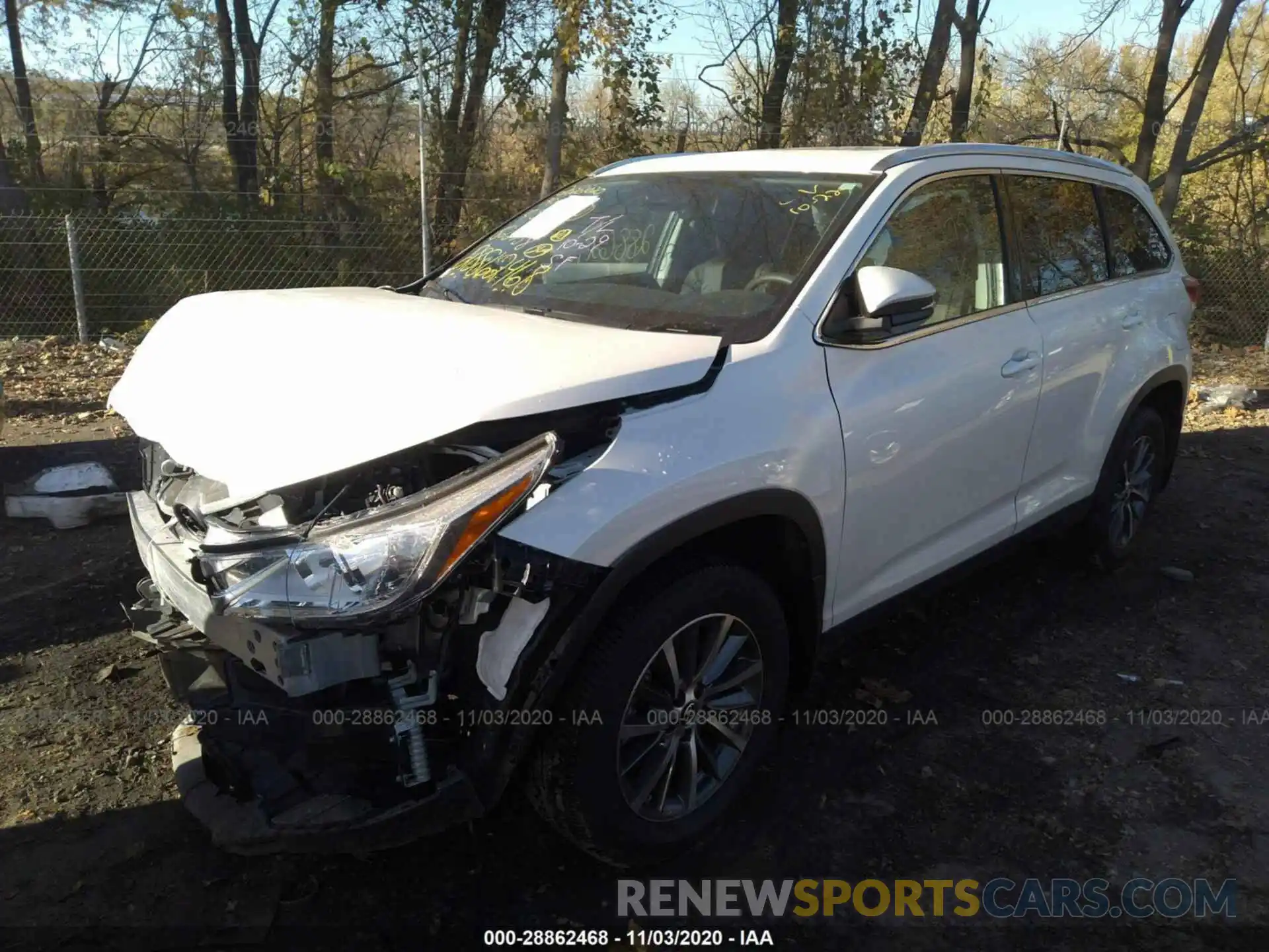 2 Photograph of a damaged car 5TDJZRFH6KS622758 TOYOTA HIGHLANDER 2019