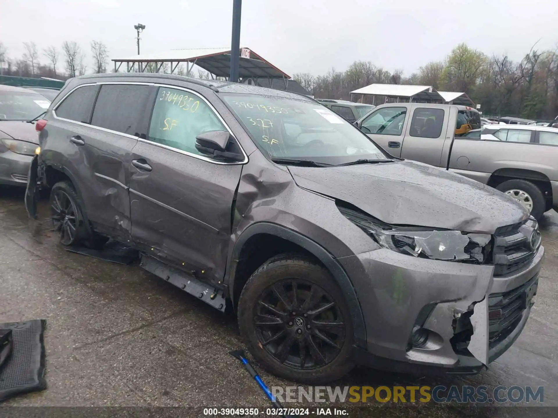 1 Photograph of a damaged car 5TDJZRFH6KS625286 TOYOTA HIGHLANDER 2019