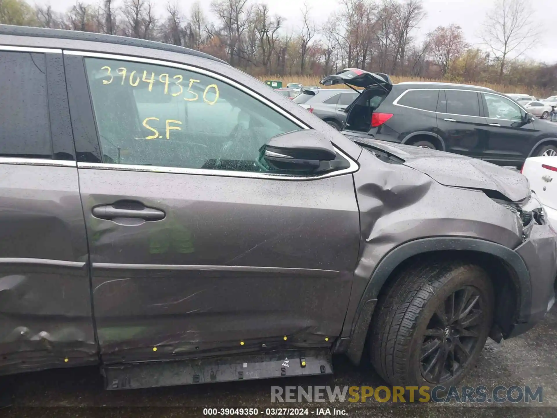 19 Photograph of a damaged car 5TDJZRFH6KS625286 TOYOTA HIGHLANDER 2019