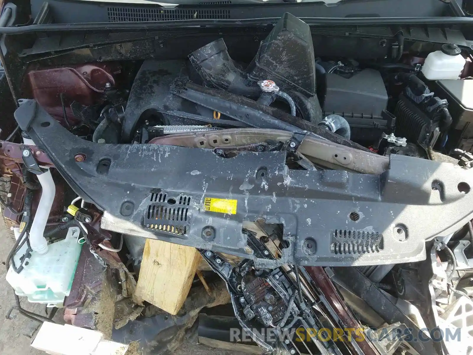 7 Photograph of a damaged car 5TDJZRFH6KS702271 TOYOTA HIGHLANDER 2019