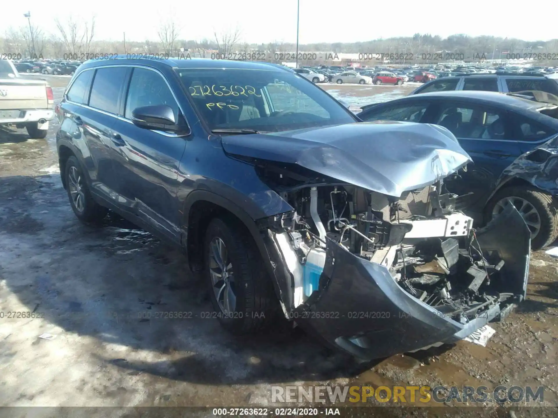 1 Photograph of a damaged car 5TDJZRFH6KS736873 TOYOTA HIGHLANDER 2019