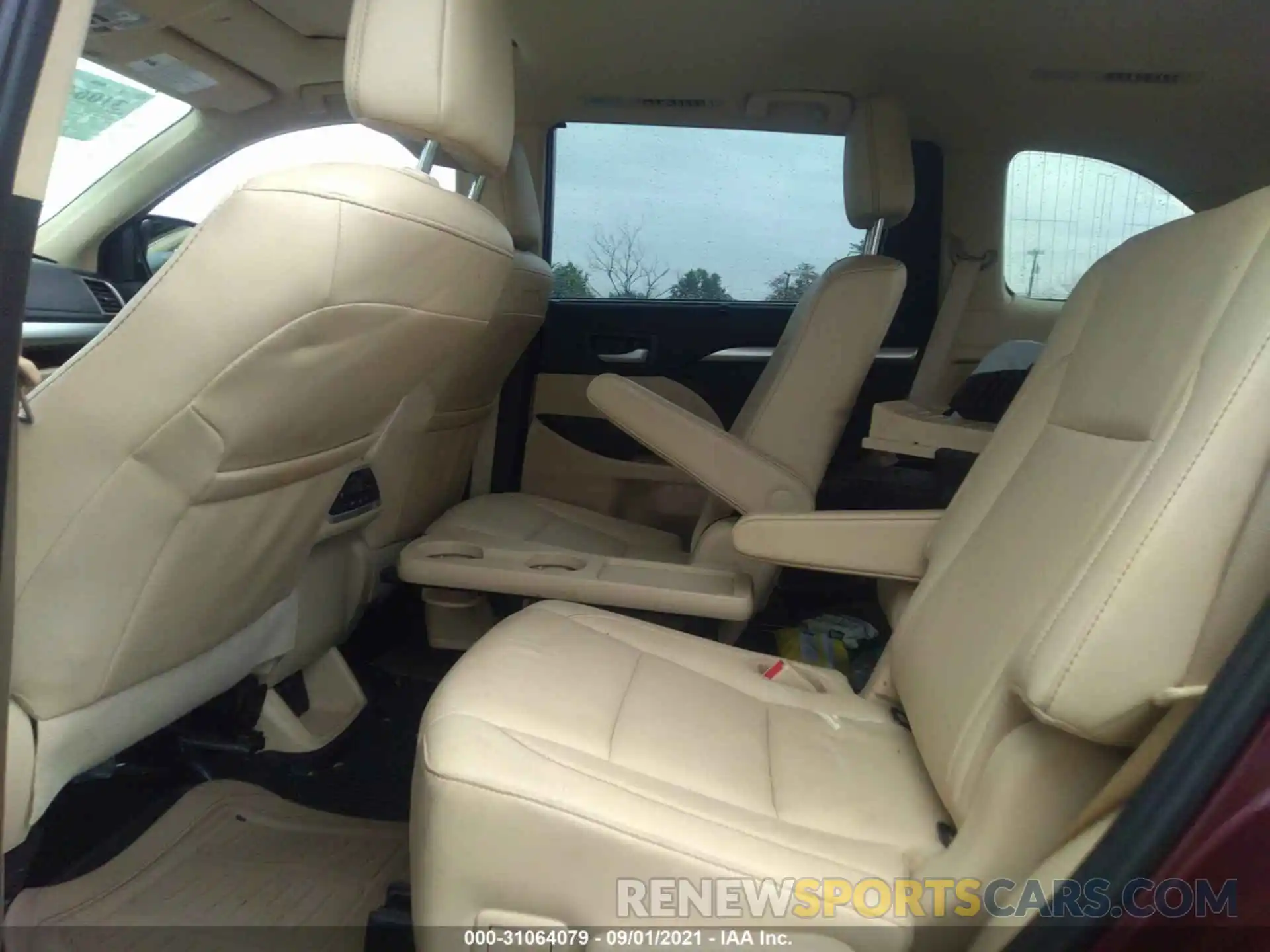 8 Фотография поврежденного автомобиля 5TDJZRFH6KS920243 TOYOTA HIGHLANDER 2019