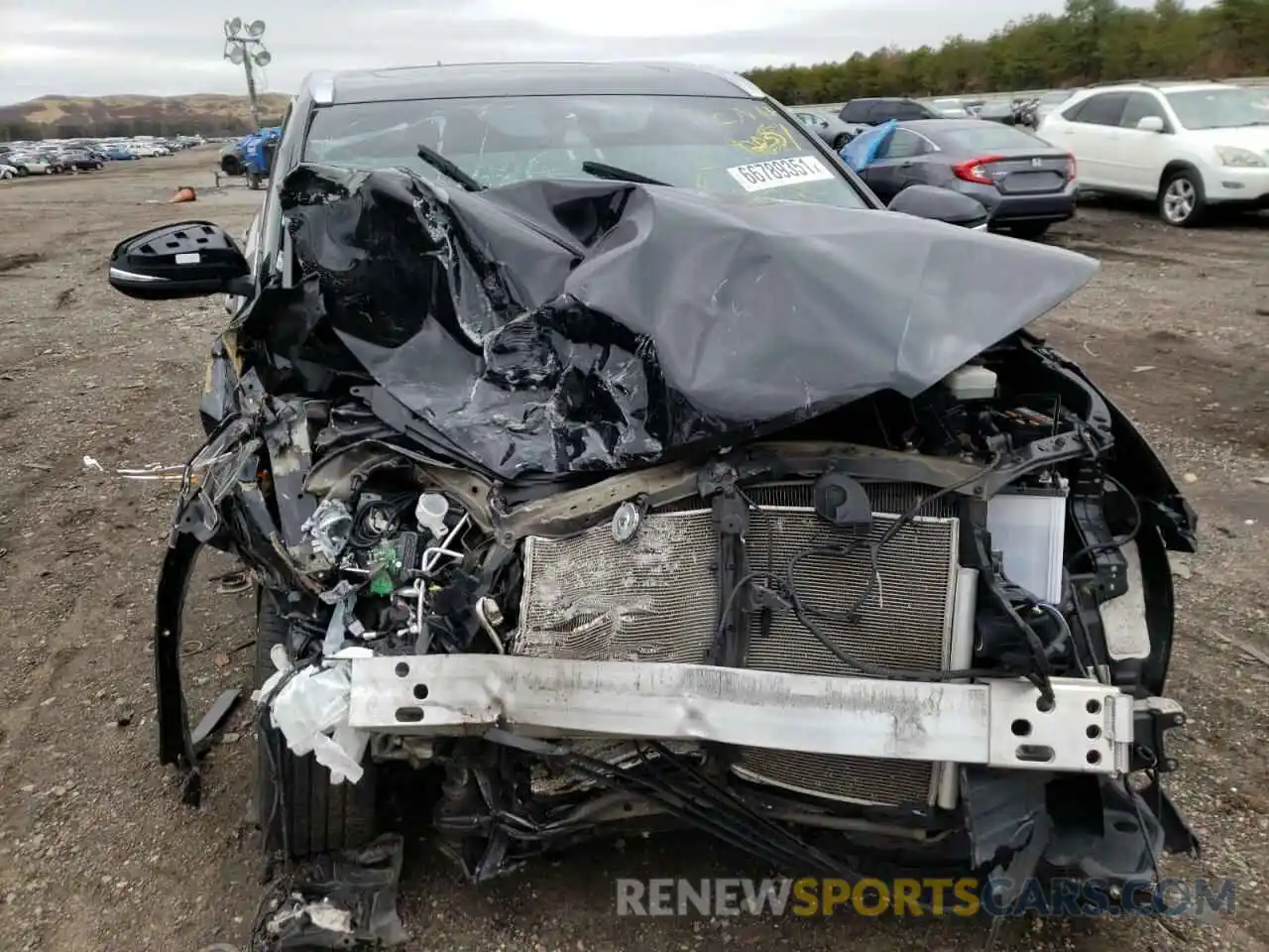 9 Photograph of a damaged car 5TDJZRFH6KS928357 TOYOTA HIGHLANDER 2019