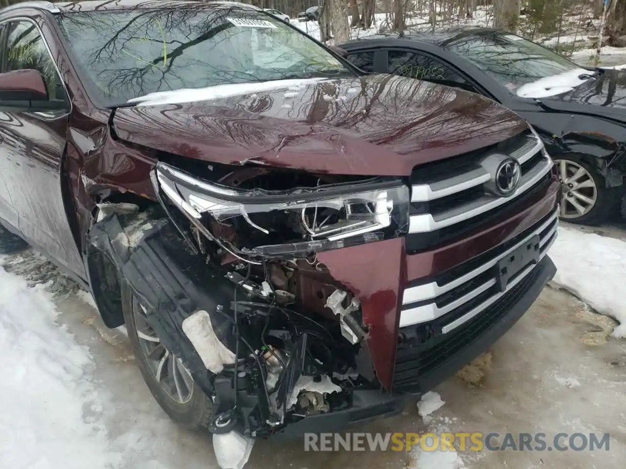 9 Photograph of a damaged car 5TDJZRFH6KS933784 TOYOTA HIGHLANDER 2019