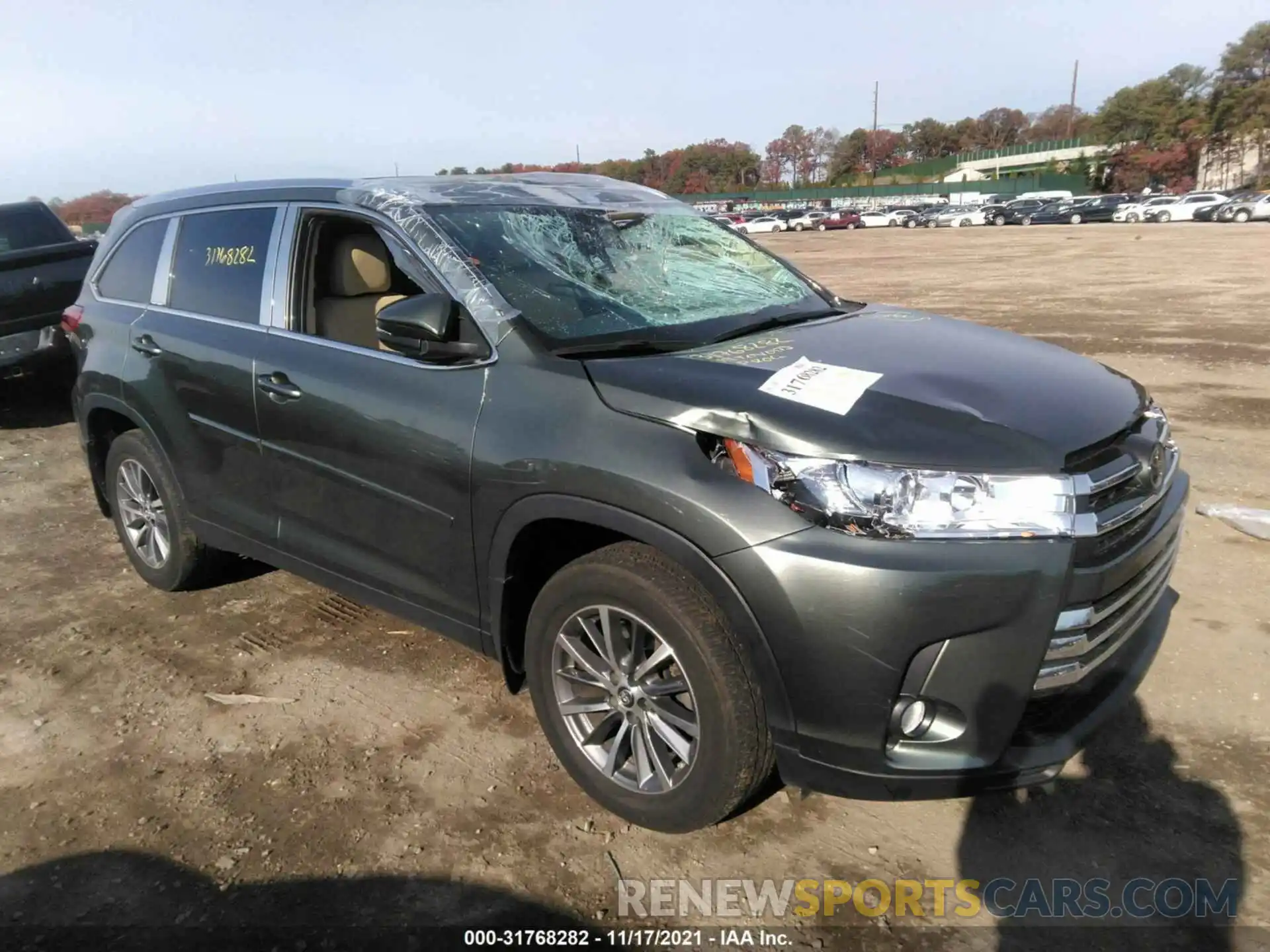 1 Photograph of a damaged car 5TDJZRFH6KS934210 TOYOTA HIGHLANDER 2019