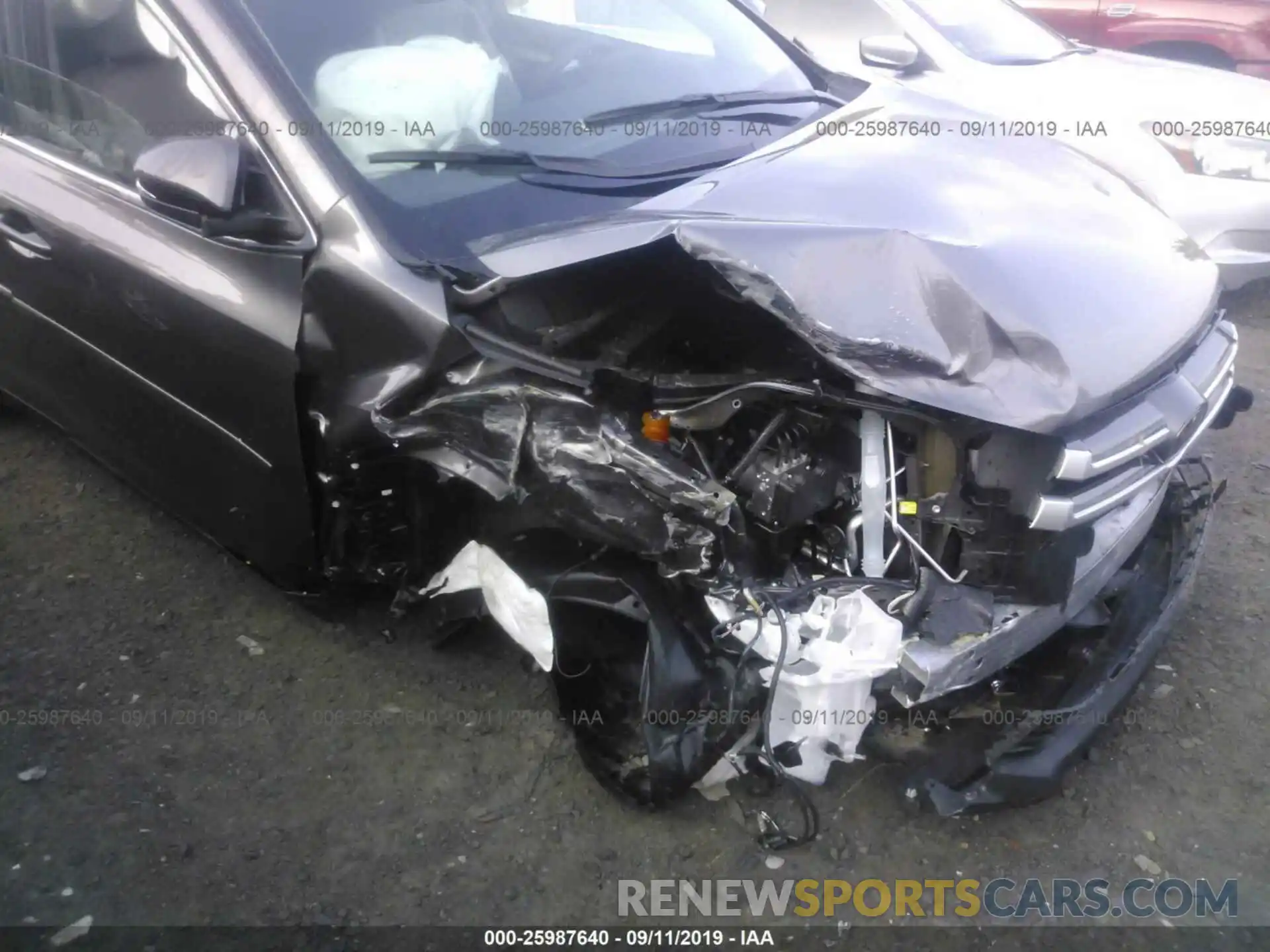 6 Photograph of a damaged car 5TDJZRFH6KS937091 TOYOTA HIGHLANDER 2019