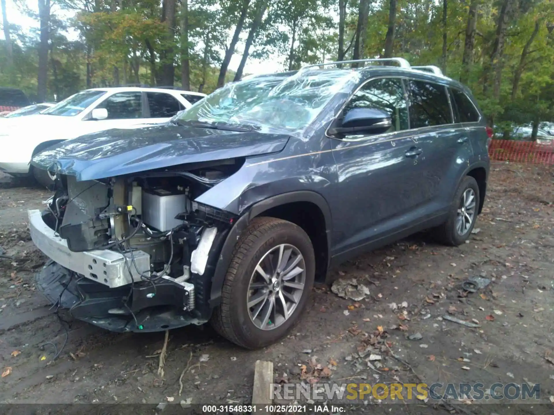 2 Photograph of a damaged car 5TDJZRFH6KS941349 TOYOTA HIGHLANDER 2019