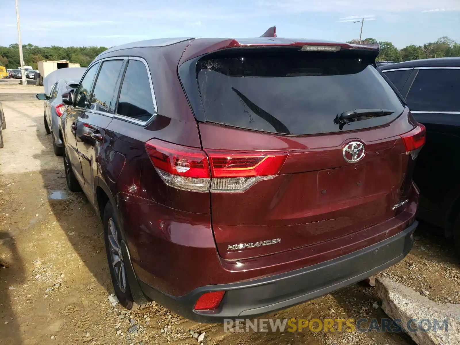 3 Фотография поврежденного автомобиля 5TDJZRFH6KS972469 TOYOTA HIGHLANDER 2019