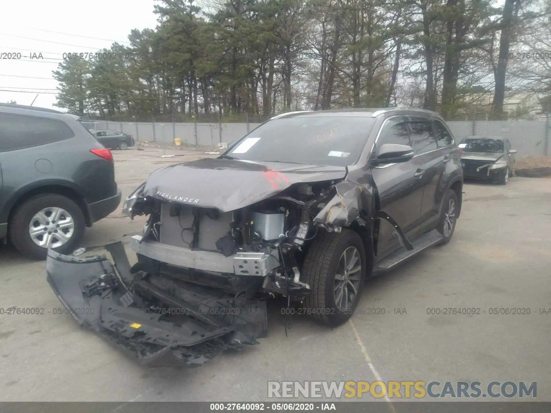 6 Photograph of a damaged car 5TDJZRFH6KS990681 TOYOTA HIGHLANDER 2019