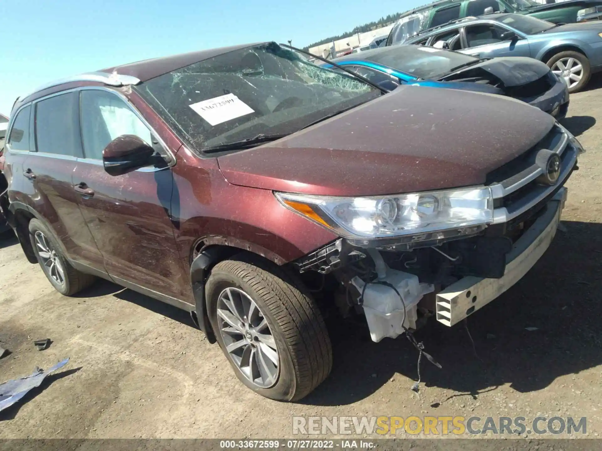 1 Photograph of a damaged car 5TDJZRFH6KS993676 TOYOTA HIGHLANDER 2019