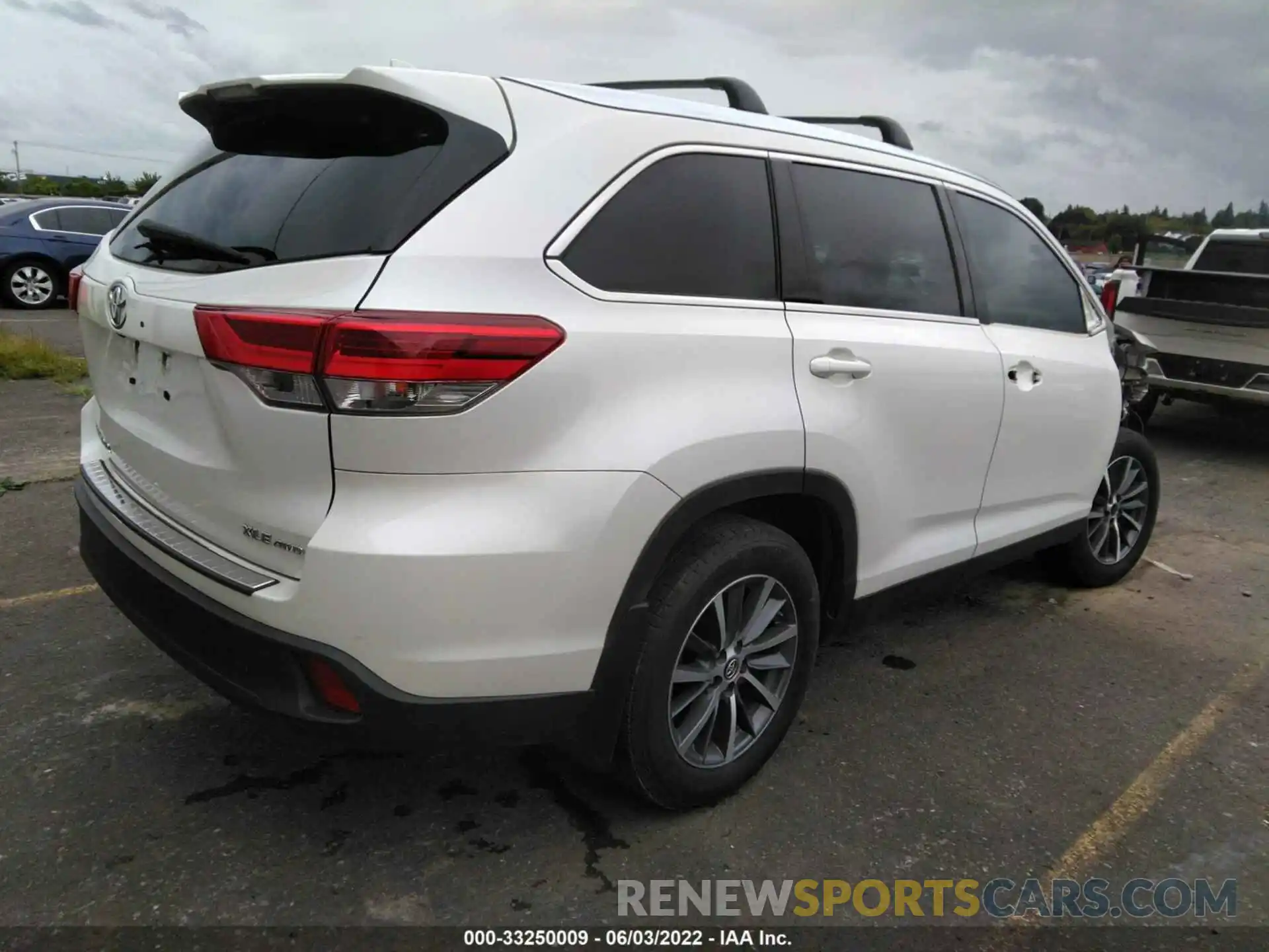 4 Фотография поврежденного автомобиля 5TDJZRFH7KS562800 TOYOTA HIGHLANDER 2019