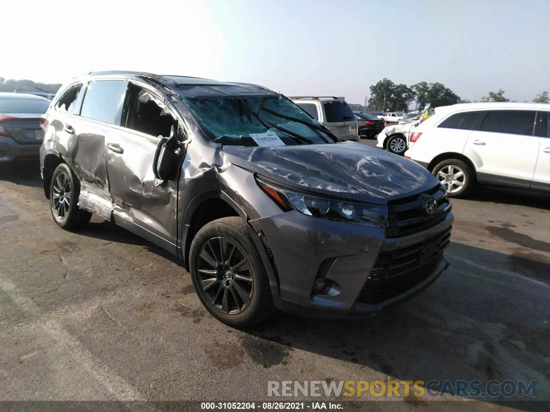 1 Photograph of a damaged car 5TDJZRFH7KS564319 TOYOTA HIGHLANDER 2019