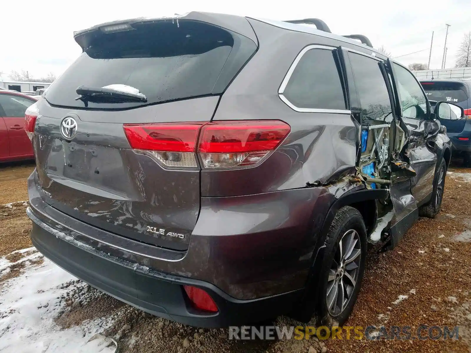 4 Фотография поврежденного автомобиля 5TDJZRFH7KS570234 TOYOTA HIGHLANDER 2019