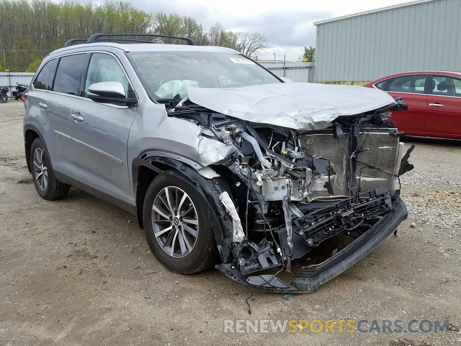 1 Photograph of a damaged car 5TDJZRFH7KS570380 TOYOTA HIGHLANDER 2019