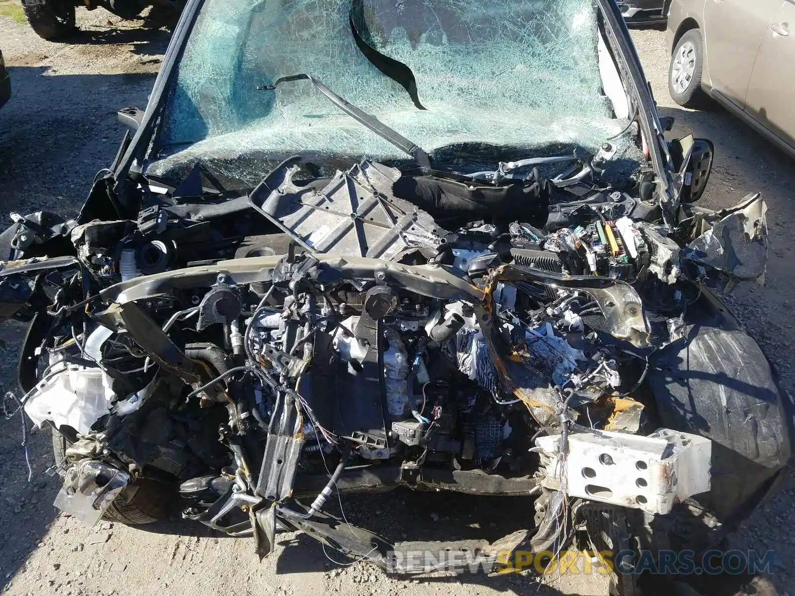 7 Photograph of a damaged car 5TDJZRFH7KS576759 TOYOTA HIGHLANDER 2019