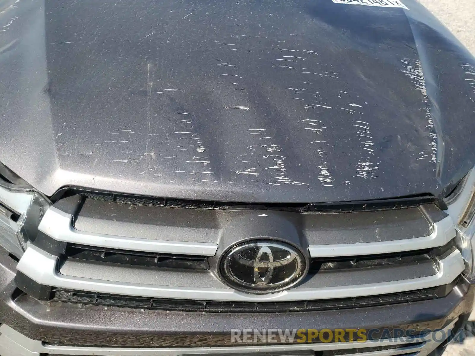 7 Photograph of a damaged car 5TDJZRFH7KS584537 TOYOTA HIGHLANDER 2019