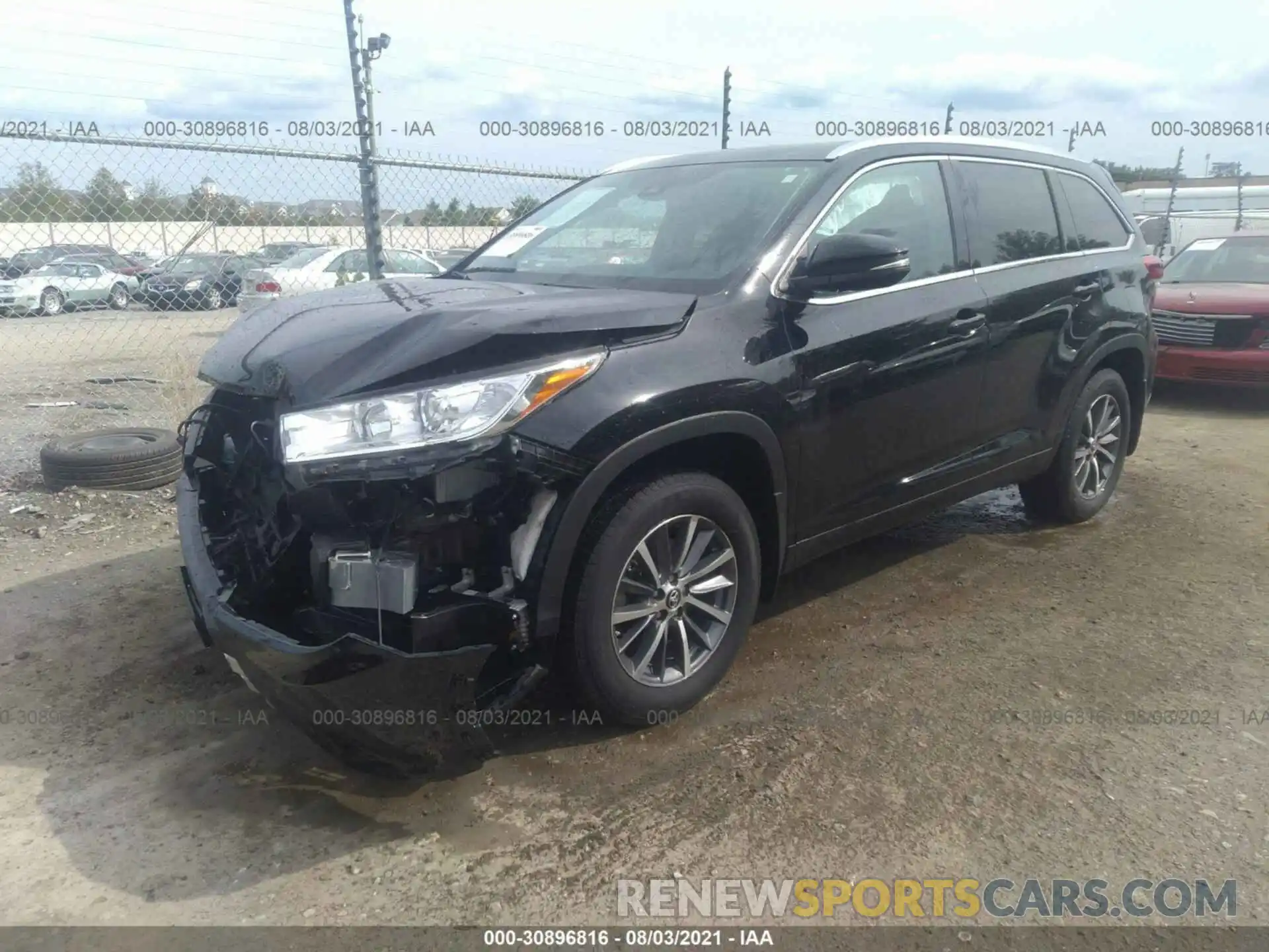 2 Photograph of a damaged car 5TDJZRFH7KS587597 TOYOTA HIGHLANDER 2019