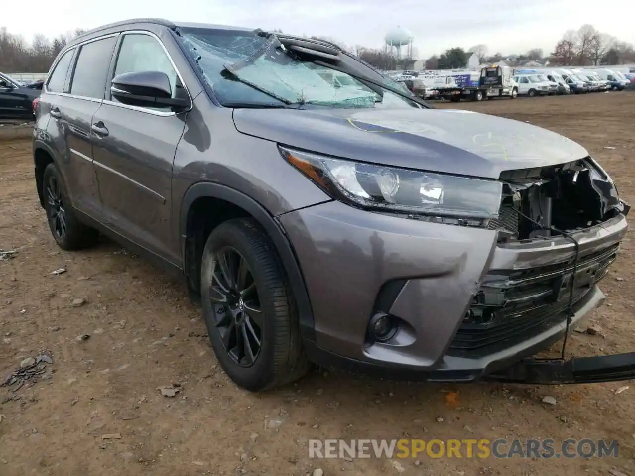 1 Photograph of a damaged car 5TDJZRFH7KS590001 TOYOTA HIGHLANDER 2019