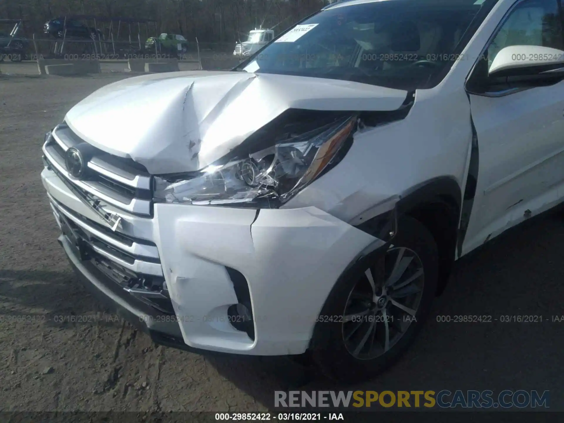 6 Photograph of a damaged car 5TDJZRFH7KS590015 TOYOTA HIGHLANDER 2019