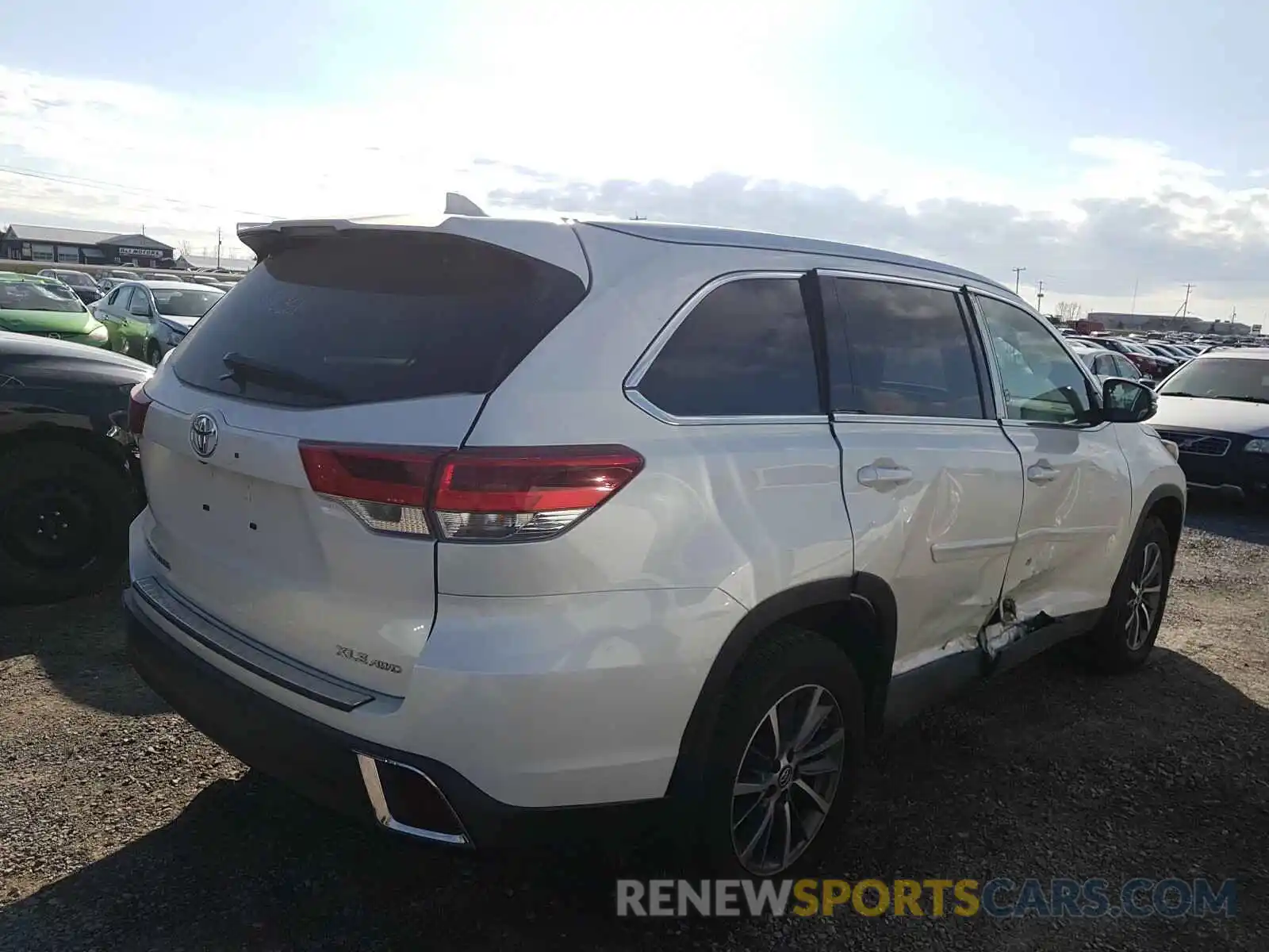 4 Фотография поврежденного автомобиля 5TDJZRFH7KS591780 TOYOTA HIGHLANDER 2019