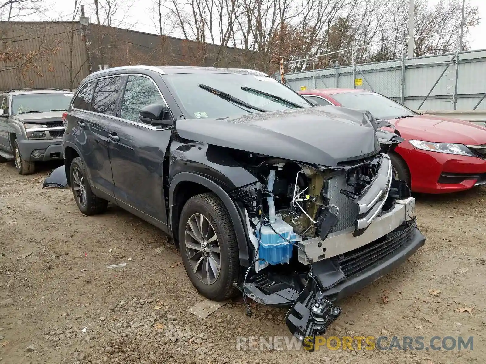 1 Фотография поврежденного автомобиля 5TDJZRFH7KS595604 TOYOTA HIGHLANDER 2019