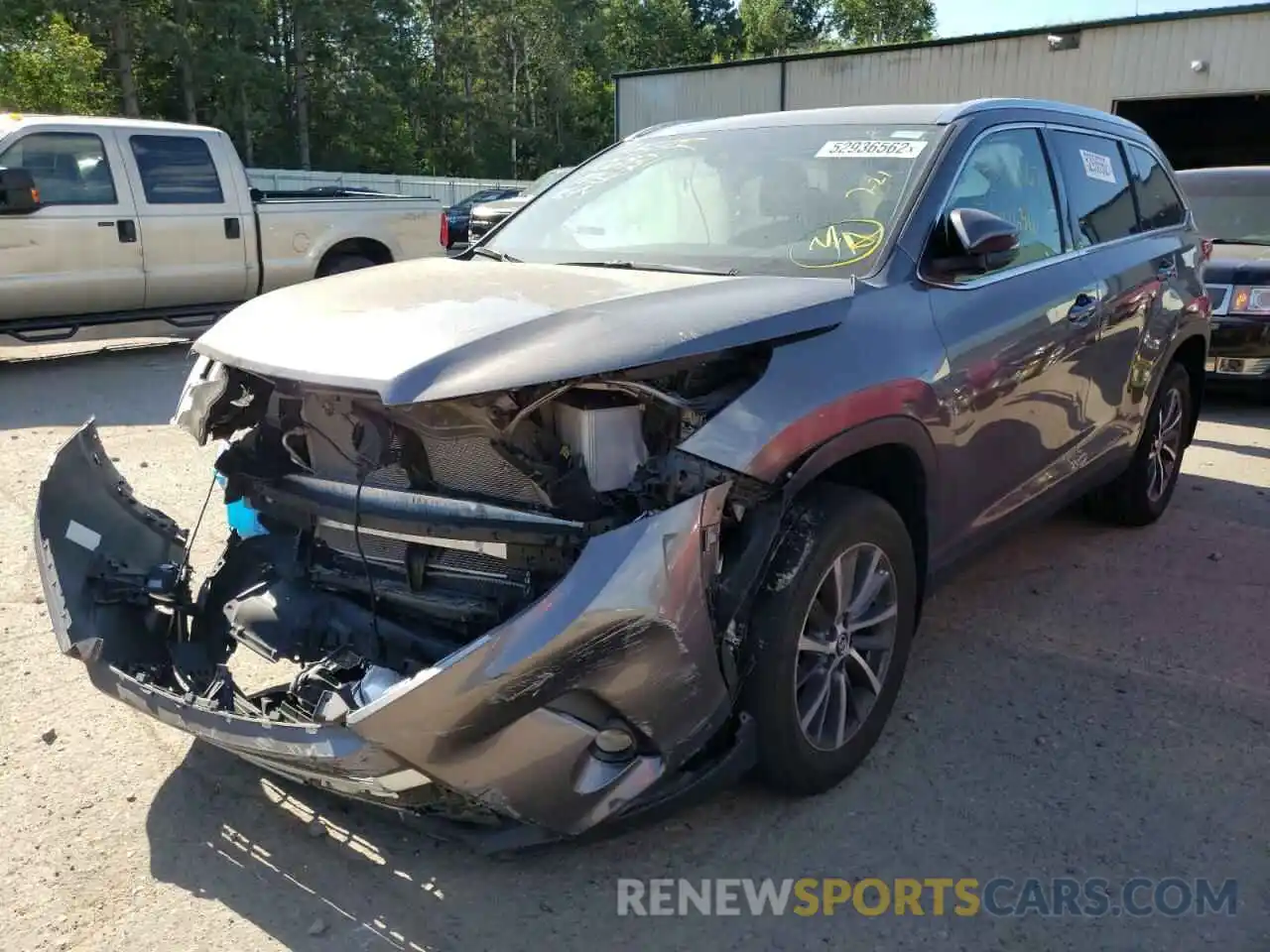 2 Photograph of a damaged car 5TDJZRFH7KS602891 TOYOTA HIGHLANDER 2019