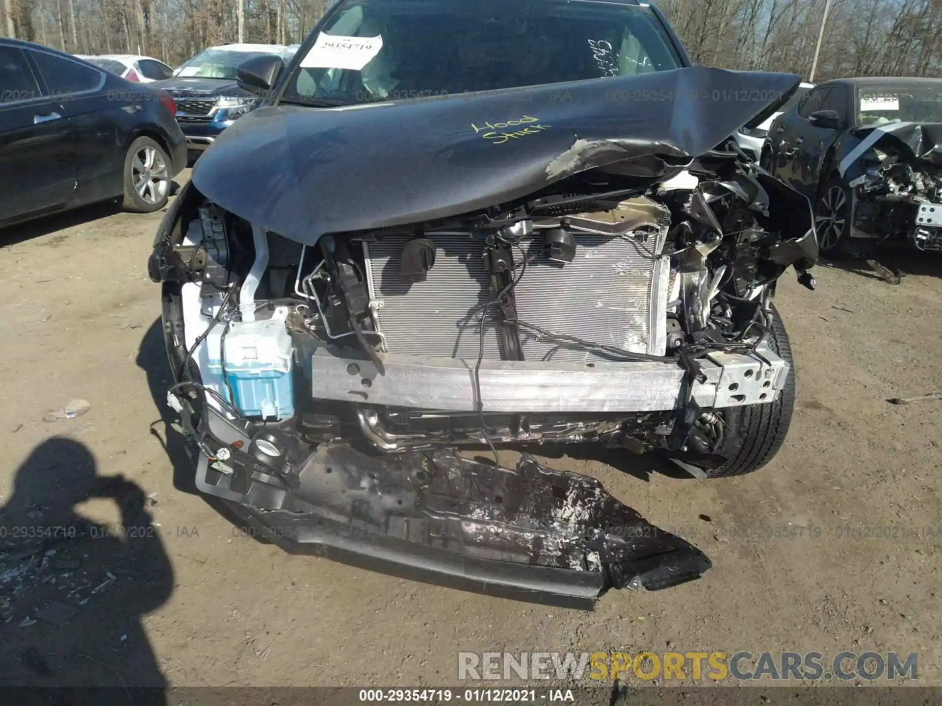 6 Photograph of a damaged car 5TDJZRFH7KS608576 TOYOTA HIGHLANDER 2019