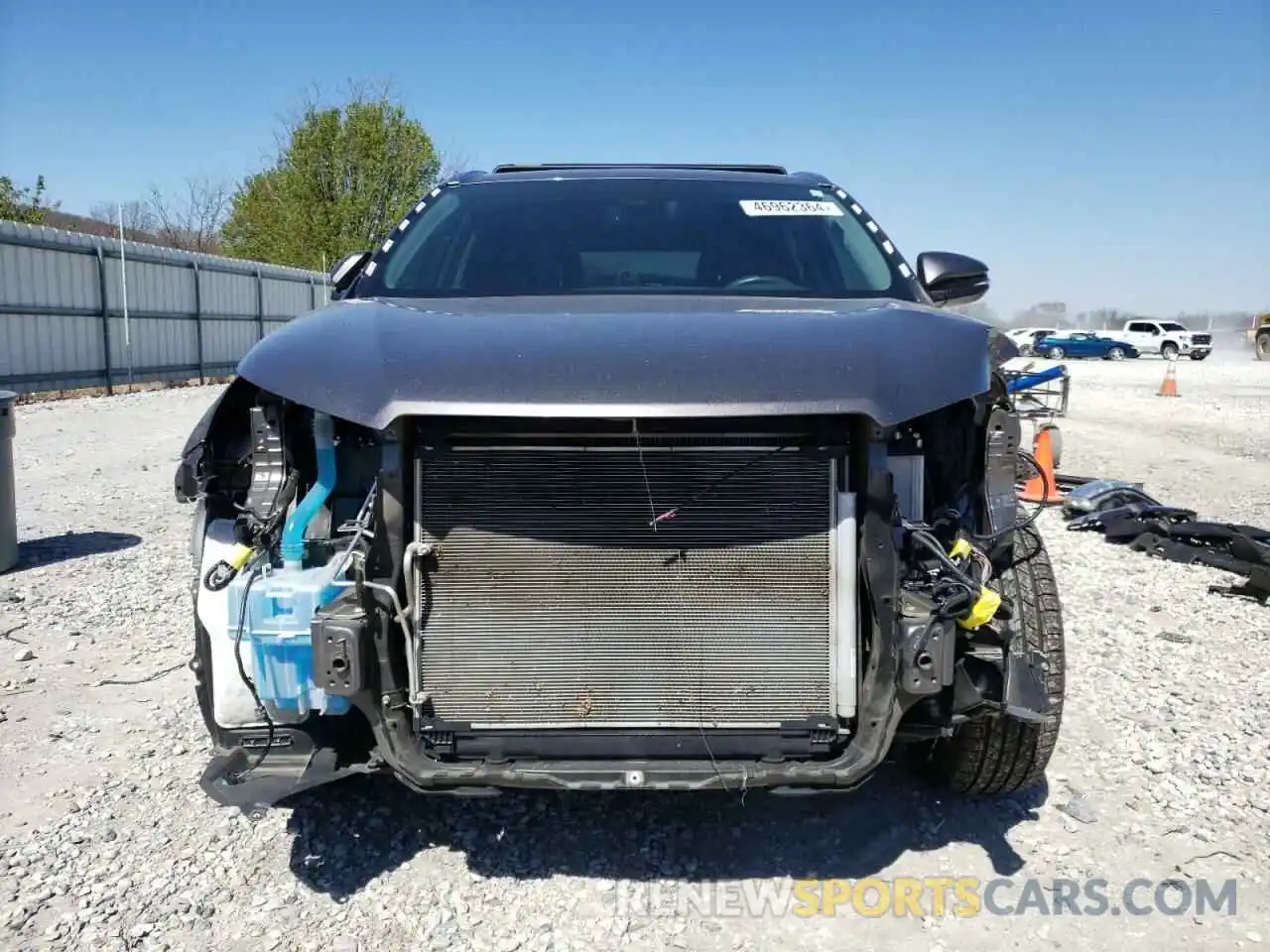 5 Photograph of a damaged car 5TDJZRFH7KS613289 TOYOTA HIGHLANDER 2019