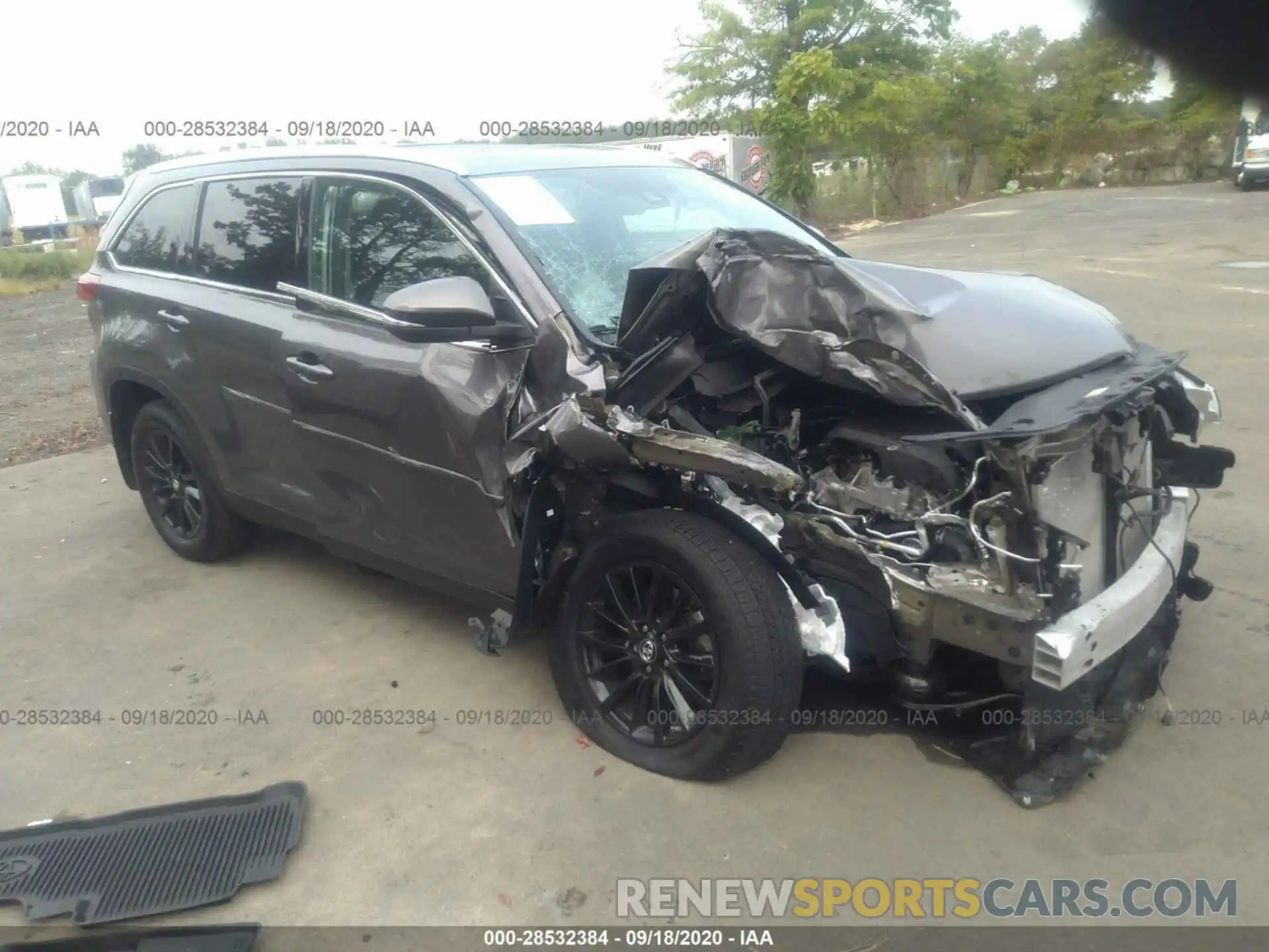 1 Photograph of a damaged car 5TDJZRFH7KS617150 TOYOTA HIGHLANDER 2019