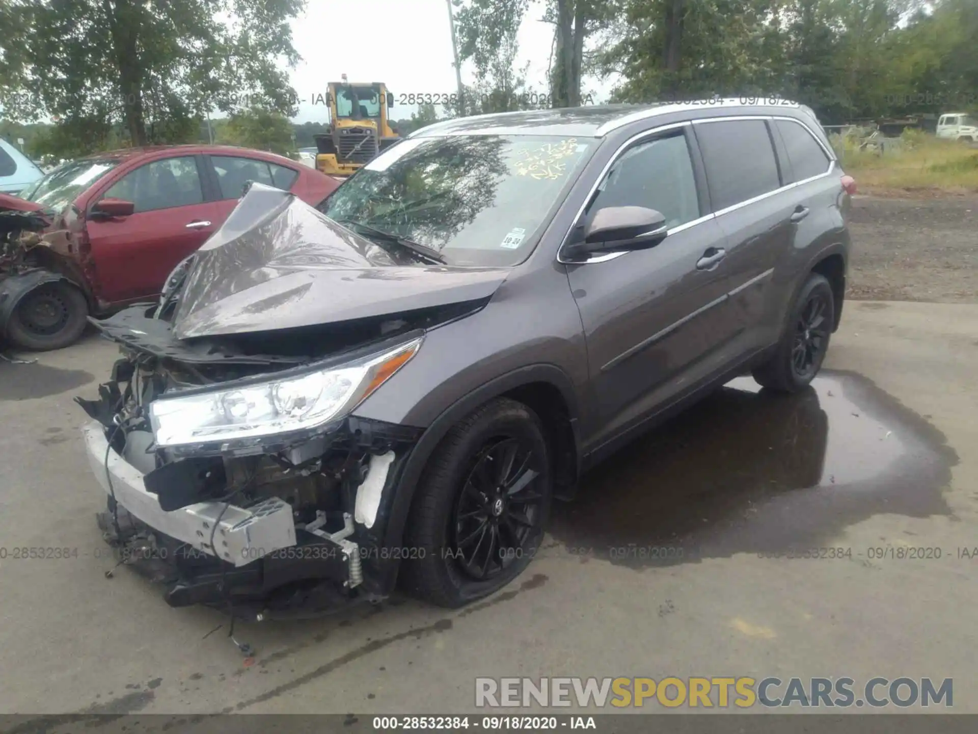 2 Photograph of a damaged car 5TDJZRFH7KS617150 TOYOTA HIGHLANDER 2019