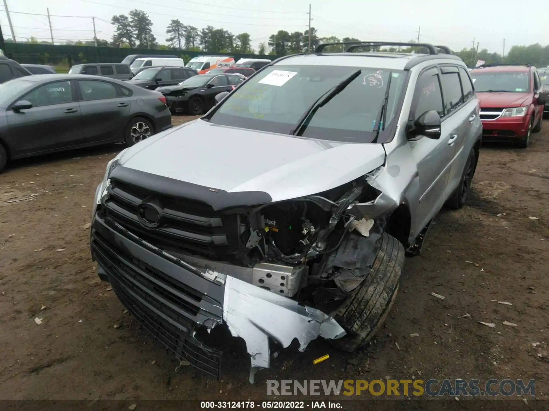 6 Photograph of a damaged car 5TDJZRFH7KS619495 TOYOTA HIGHLANDER 2019