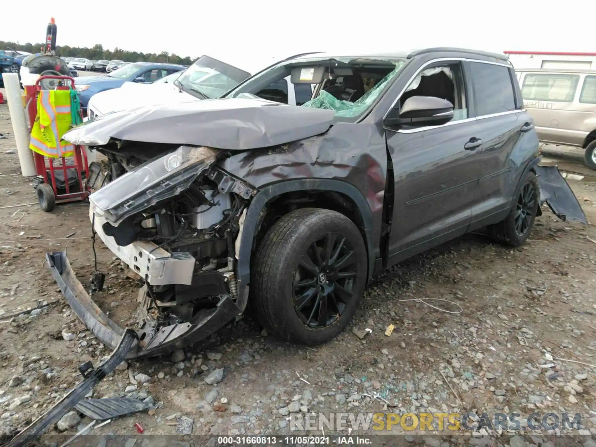 2 Photograph of a damaged car 5TDJZRFH7KS625460 TOYOTA HIGHLANDER 2019