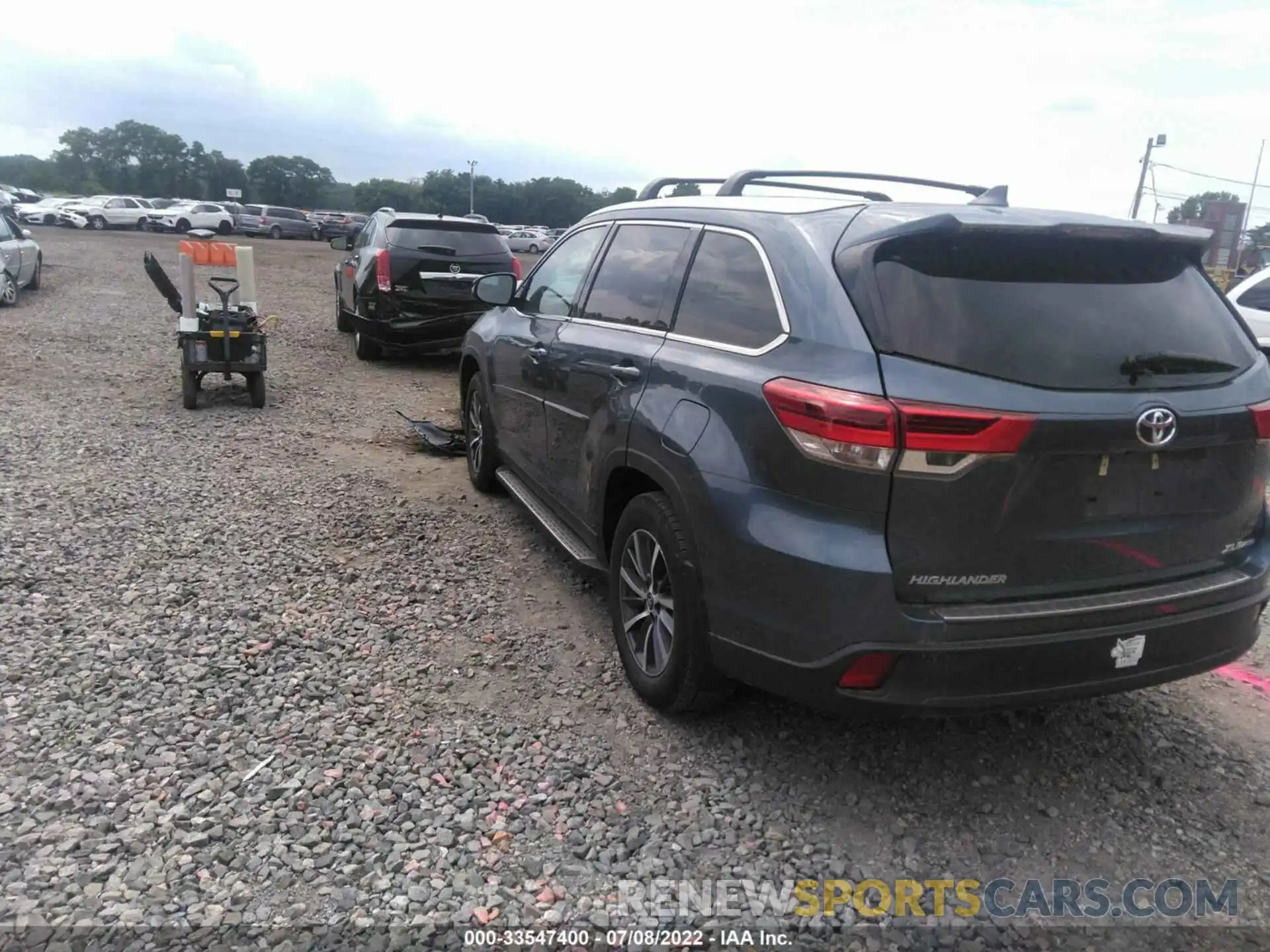 3 Фотография поврежденного автомобиля 5TDJZRFH7KS703915 TOYOTA HIGHLANDER 2019