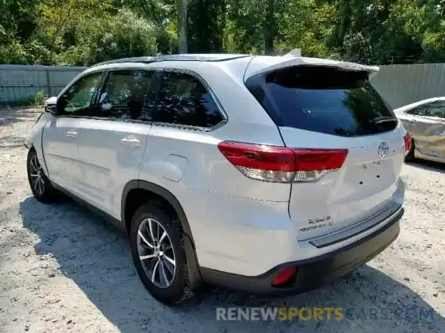 3 Photograph of a damaged car 5TDJZRFH7KS704501 TOYOTA HIGHLANDER 2019