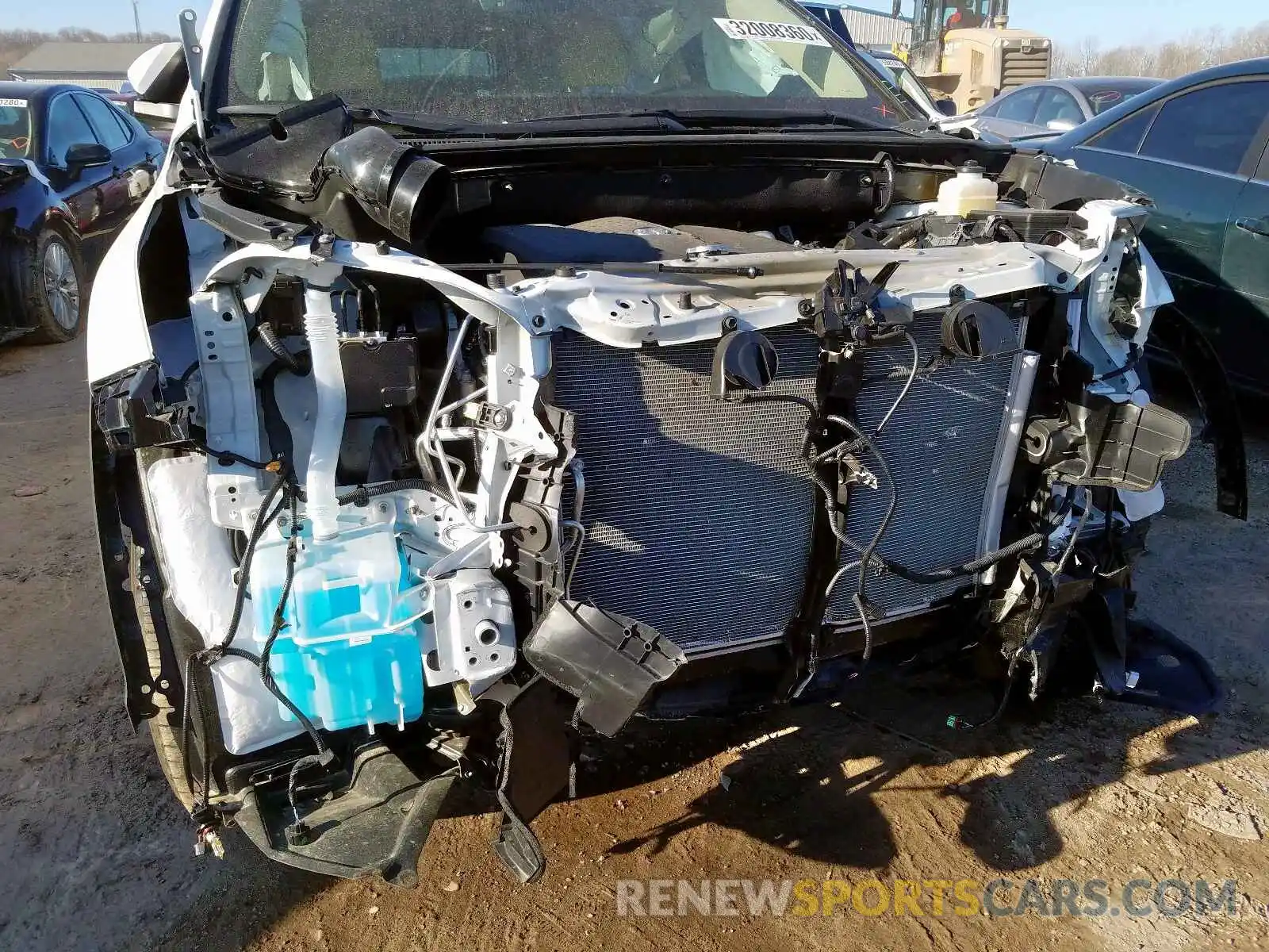 9 Photograph of a damaged car 5TDJZRFH7KS708354 TOYOTA HIGHLANDER 2019