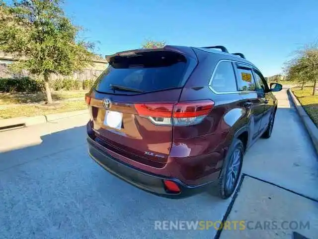 4 Photograph of a damaged car 5TDJZRFH7KS716454 TOYOTA HIGHLANDER 2019