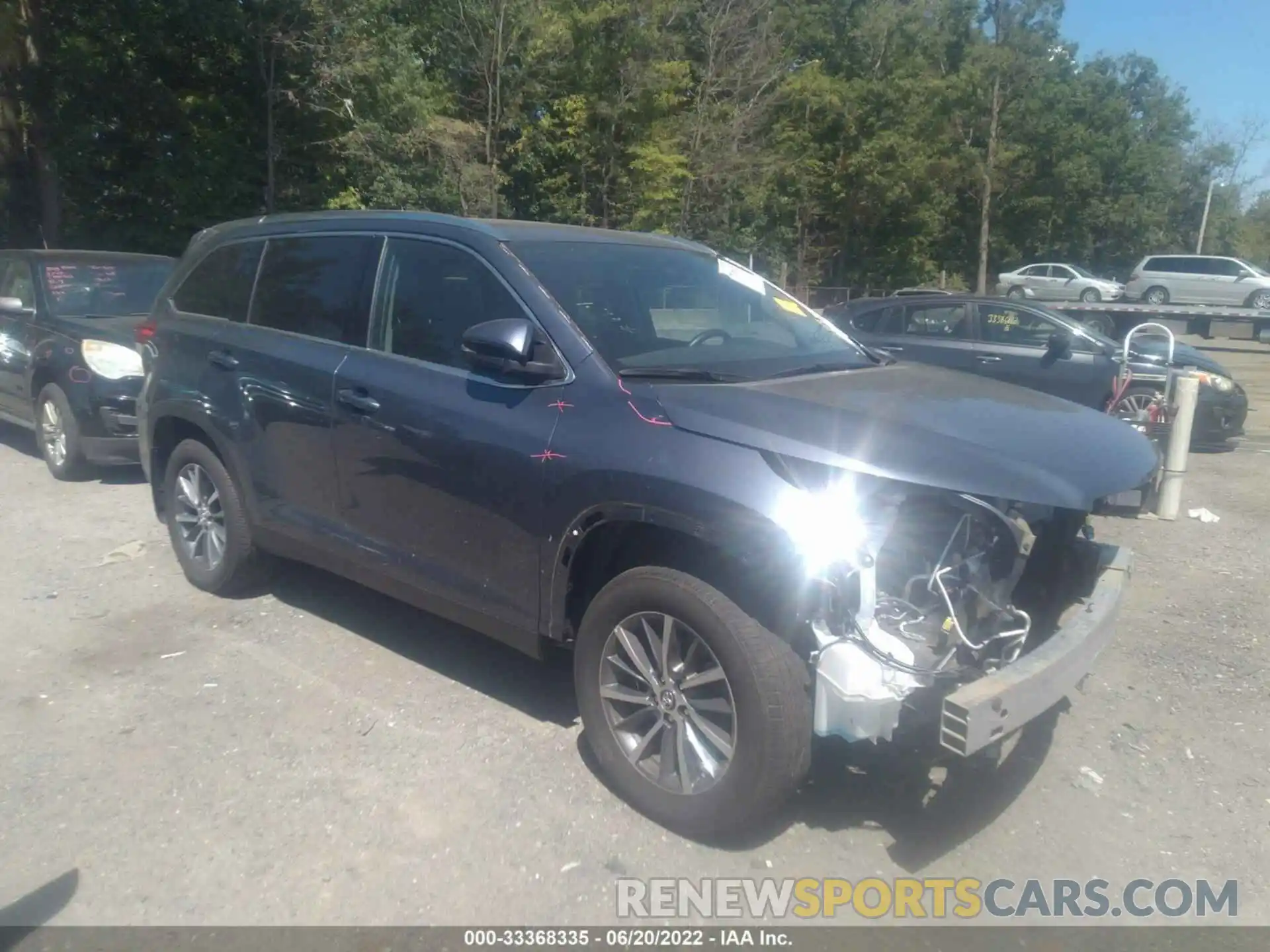 1 Photograph of a damaged car 5TDJZRFH7KS730760 TOYOTA HIGHLANDER 2019