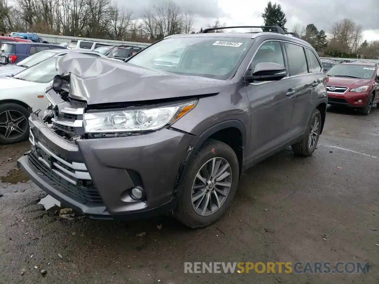 2 Photograph of a damaged car 5TDJZRFH7KS743198 TOYOTA HIGHLANDER 2019