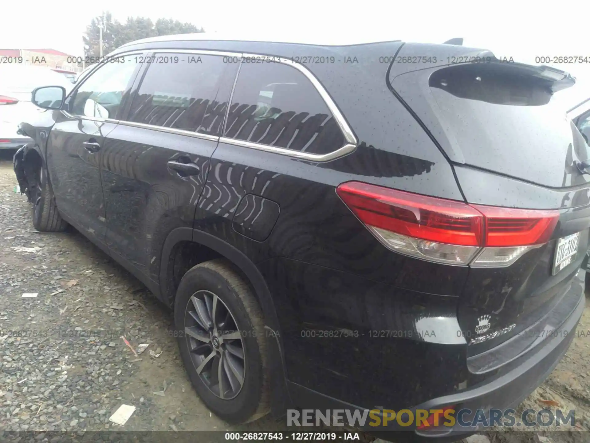 3 Photograph of a damaged car 5TDJZRFH7KS949072 TOYOTA HIGHLANDER 2019