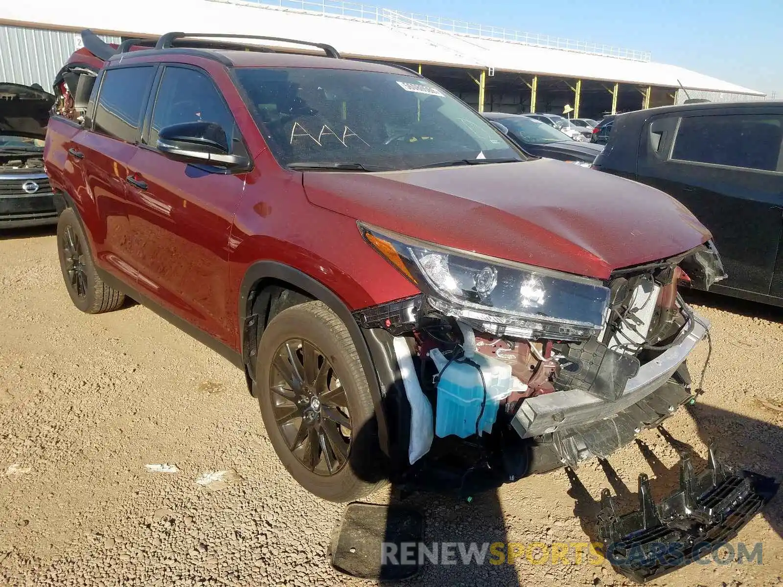 1 Photograph of a damaged car 5TDJZRFH7KS961772 TOYOTA HIGHLANDER 2019