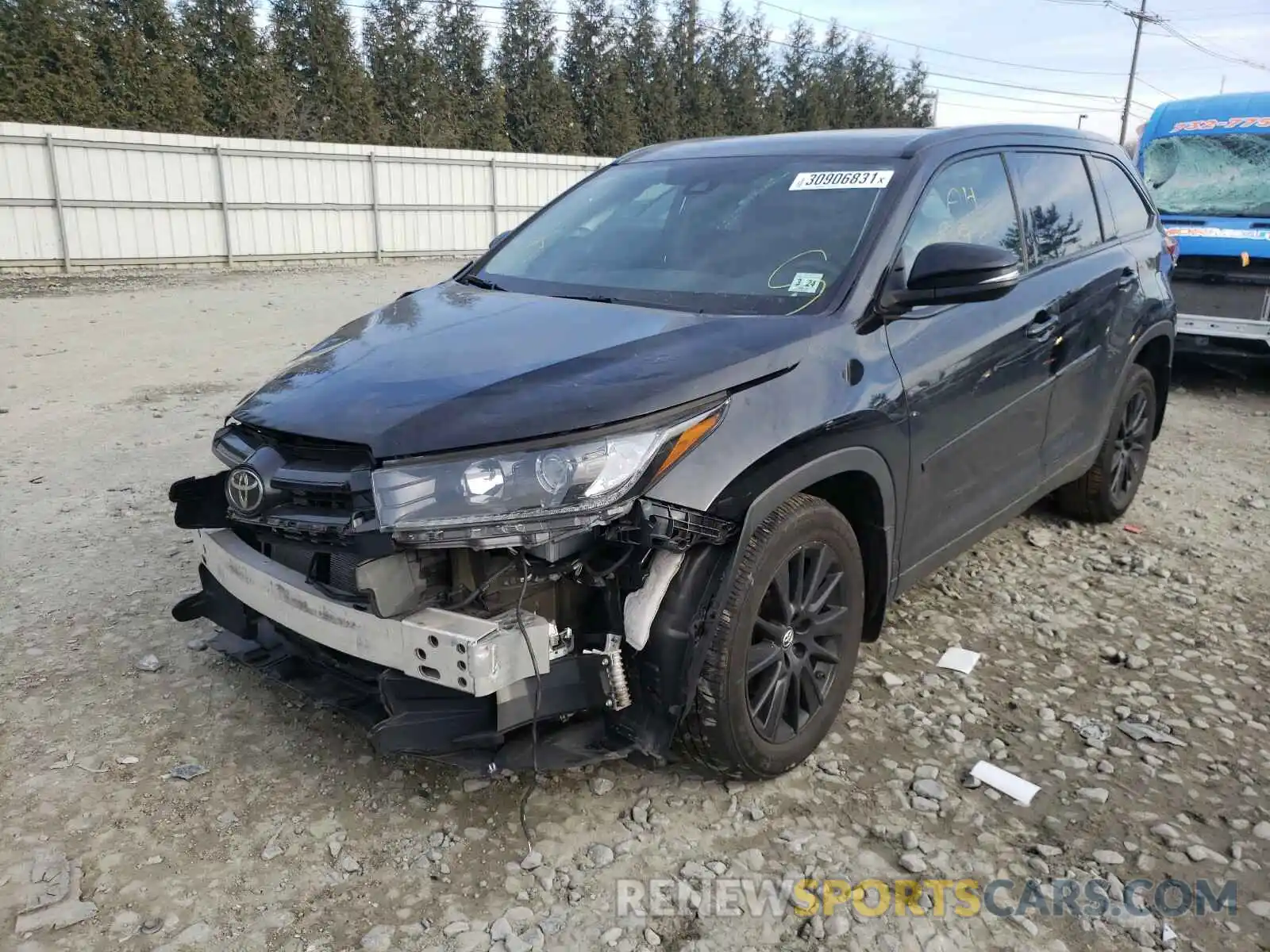 2 Фотография поврежденного автомобиля 5TDJZRFH7KS964753 TOYOTA HIGHLANDER 2019