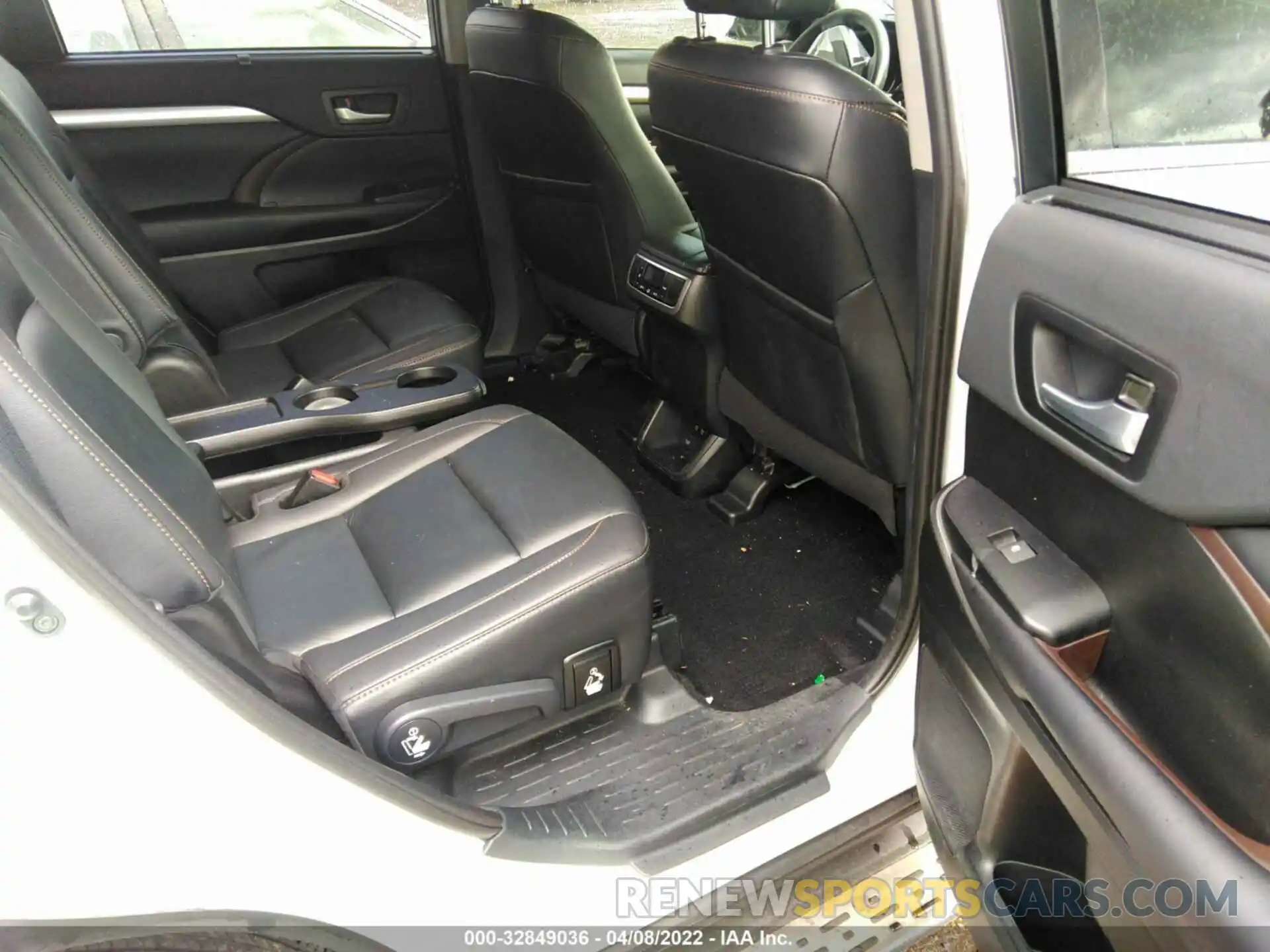 8 Фотография поврежденного автомобиля 5TDJZRFH8KS566483 TOYOTA HIGHLANDER 2019